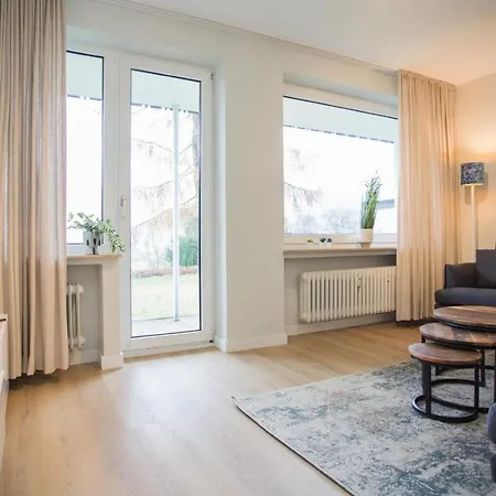 - Burgstrasse 15-b *