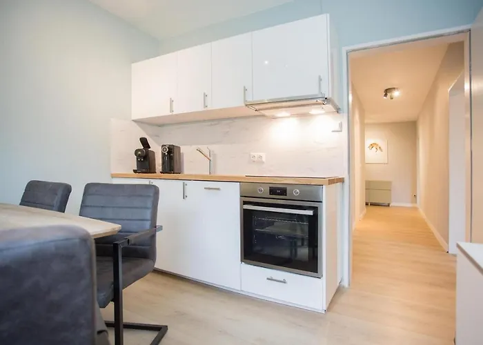 Hotel - Burgstrasse 15-b *